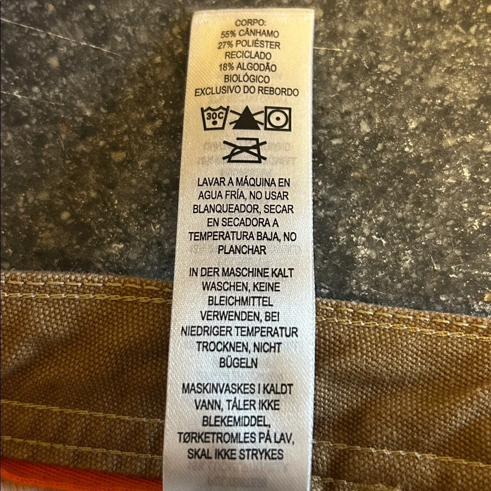 Patagonia Tan Cargo Pants - Picture 7 of 10